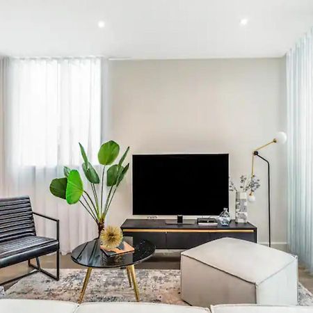 Pass The Keys Penthouse Oasis In Trendy Fulham Apartment Лондон Екстериор снимка