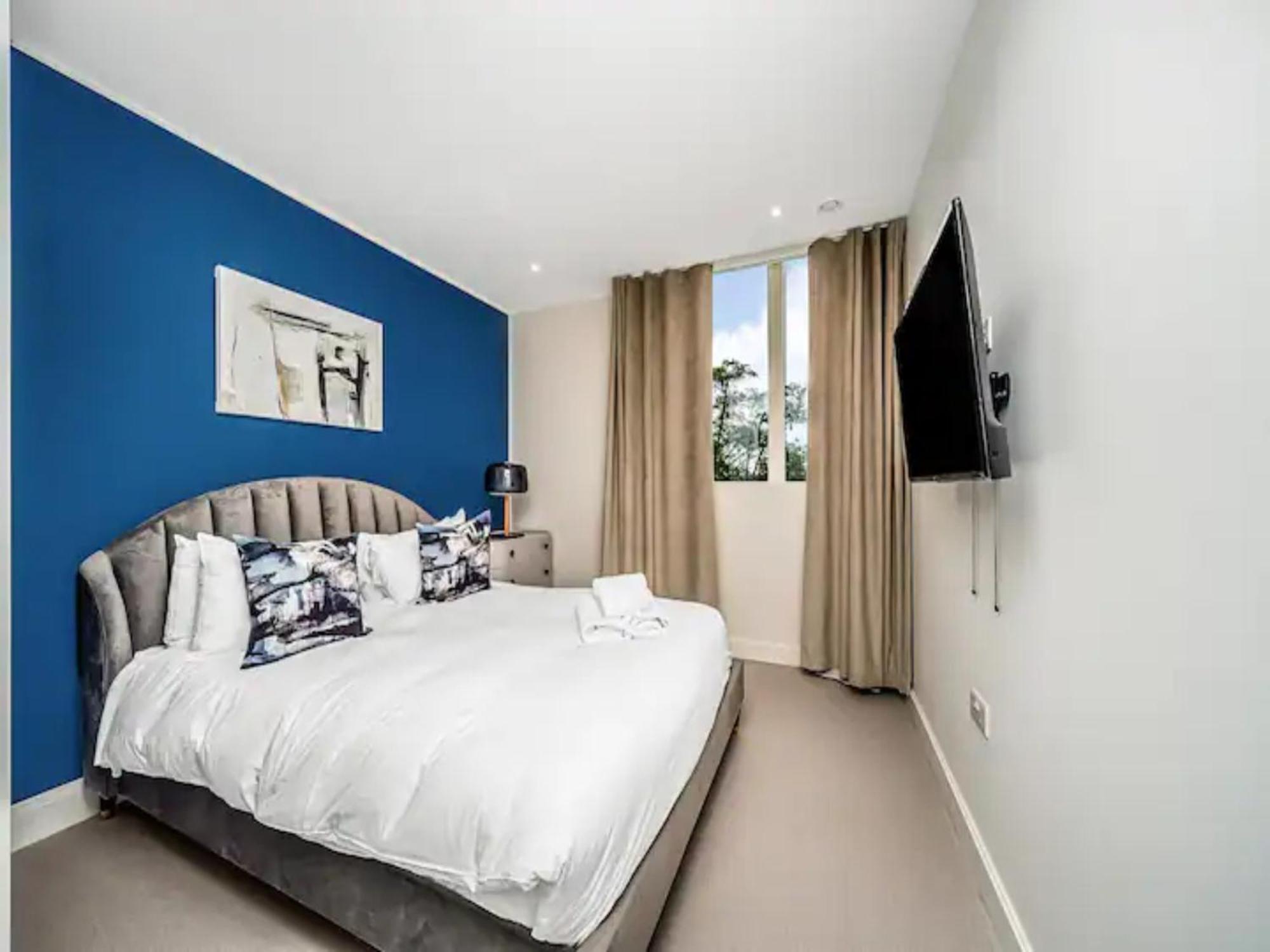 Pass The Keys Penthouse Oasis In Trendy Fulham Apartment Лондон Екстериор снимка