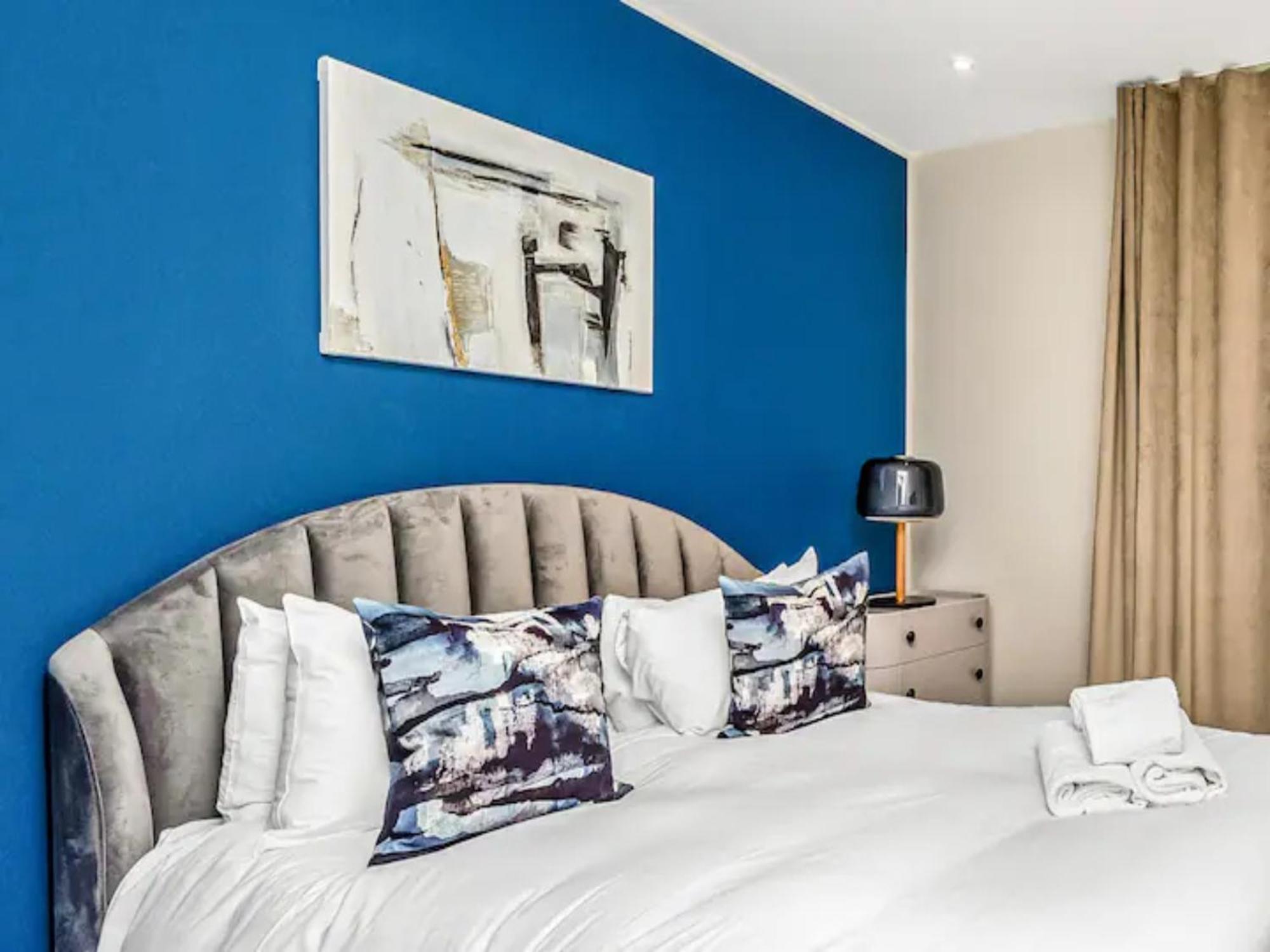 Pass The Keys Penthouse Oasis In Trendy Fulham Apartment Лондон Екстериор снимка